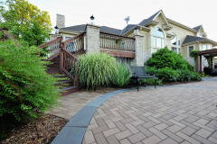 10-Mequon-Trek-Deck-and-Stairs